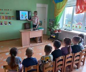 Старшая группа "Звездочки" Педагог Филонова Е.Н. Беседа "Все люди на земле одинаковы"