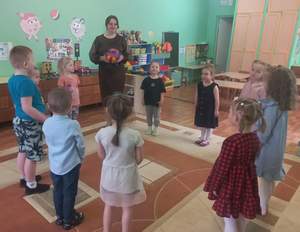 Средняя группа "Смешарики". Педагог Спиридонова Г.И. Беседа о доброте