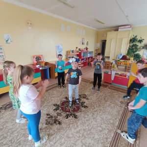 Старшая группа "Родничок". Педагог Щелкунова Е.Н. "Игра "Веночек".